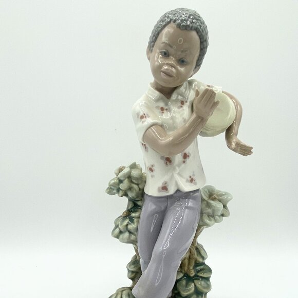 LLADRO 5157 Bongo Beat Black Legacy Mint 9.0" A124